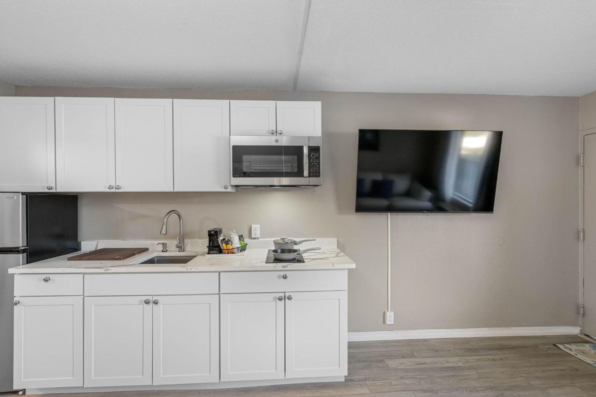 Aparthotel Bay Breeze South Bradenton Esterno foto