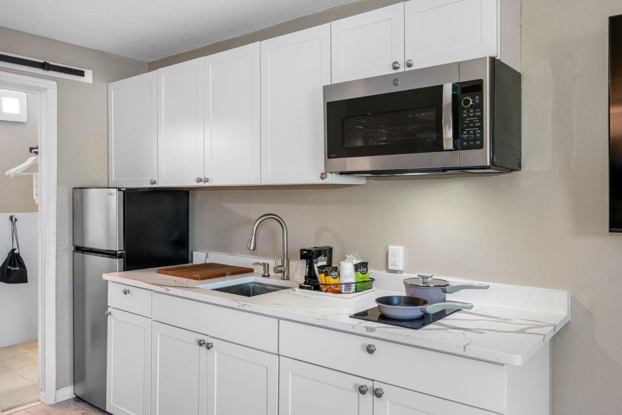 Aparthotel Bay Breeze South Bradenton Esterno foto