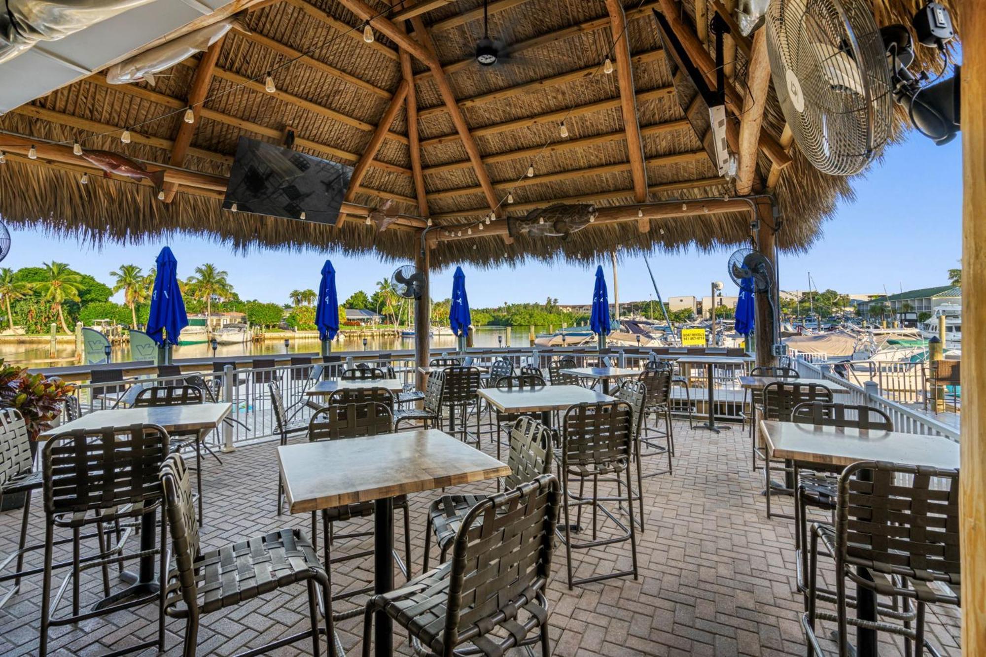 Aparthotel Bay Breeze South Bradenton Esterno foto