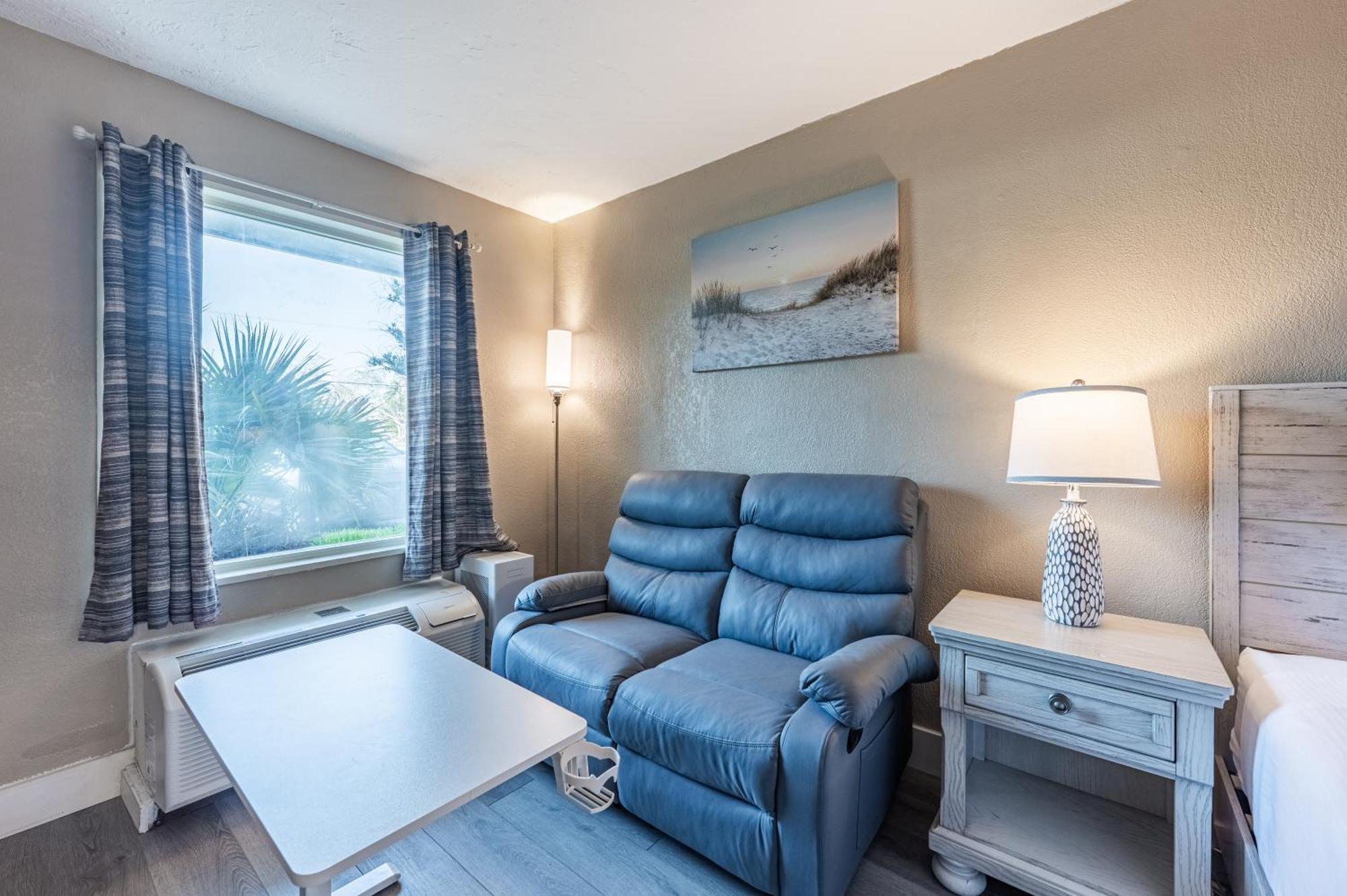 Aparthotel Bay Breeze South Bradenton Esterno foto