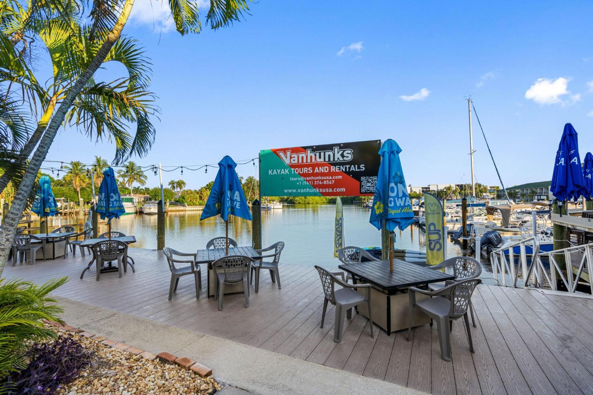 Aparthotel Bay Breeze South Bradenton Esterno foto