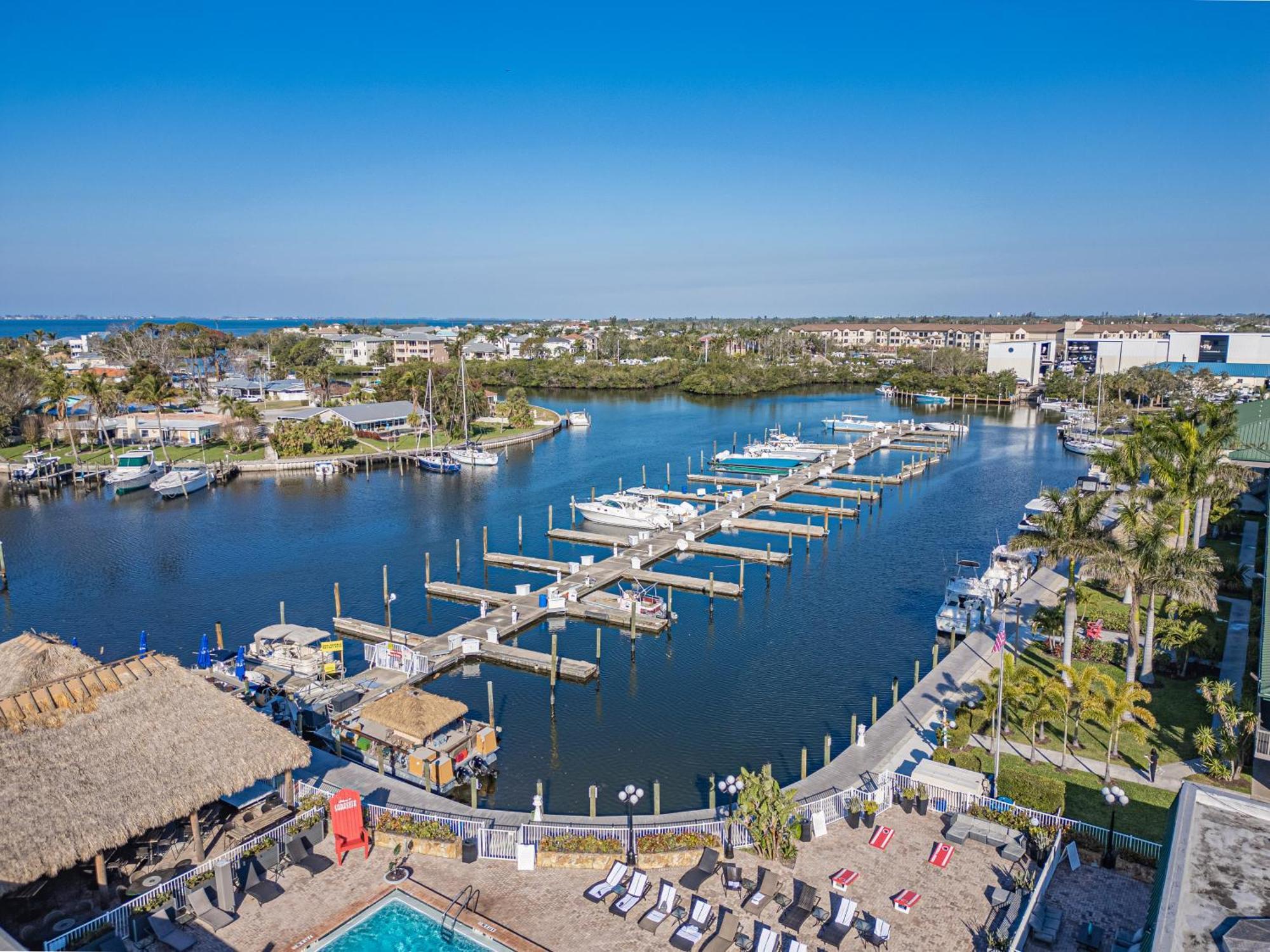Aparthotel Bay Breeze South Bradenton Esterno foto